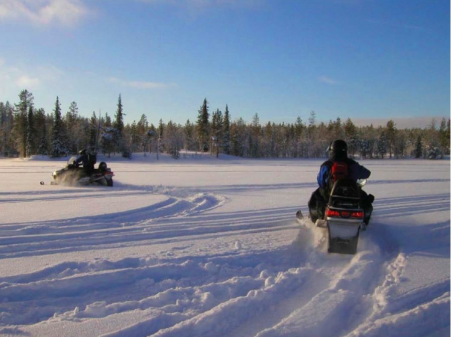 Ледена пързалка в Банско