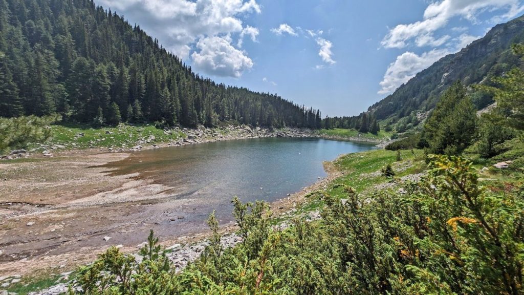 Сухото езеро